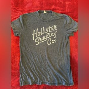 Grey Hollister Men’s shirt